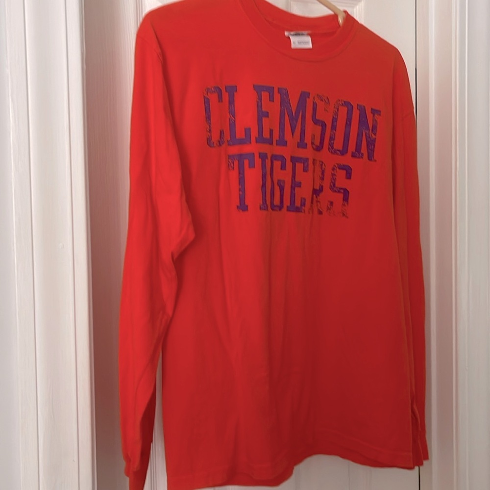 Clemson Tigers orange long sleeve shirt, size medium excellent condition!